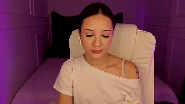 Вебкам-шоу baby_brunettee_