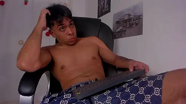 shooting_wilson live XXX chat