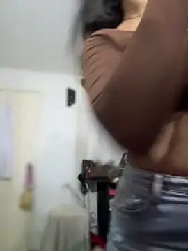 Chat XXX en directo de Mila_Morgan