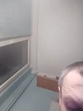 Andrzej-M webcam show