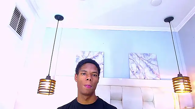 Chatroom XXX en direct de Santiago_Ortiz_