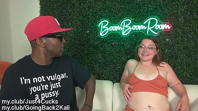 boomboomr00m: онлайн-секс-чат