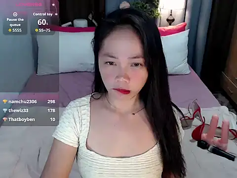 Elodie_SeraphinaのライブXXXチャット