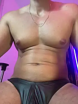 Chat +18 de magnumchris ao vivo