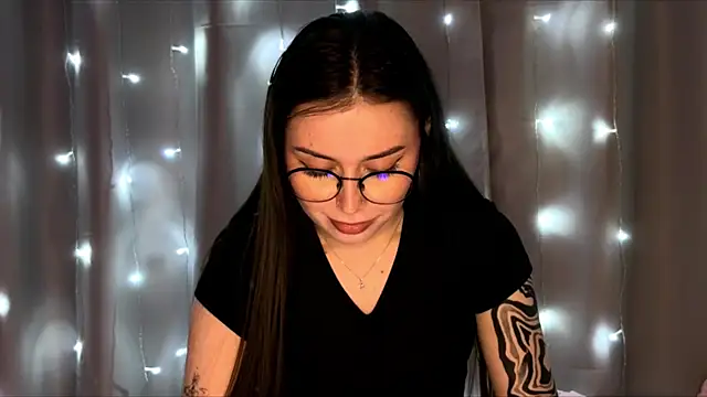 bellarison's Live XXX Chat