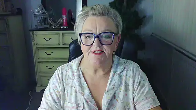 BridgetBlueEyes live XXX chat