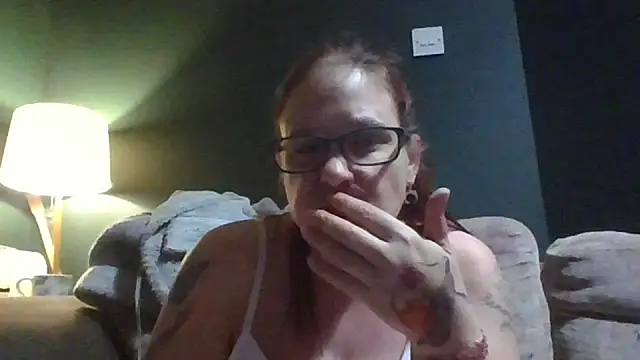 Show de webcam de Curvy_Clare