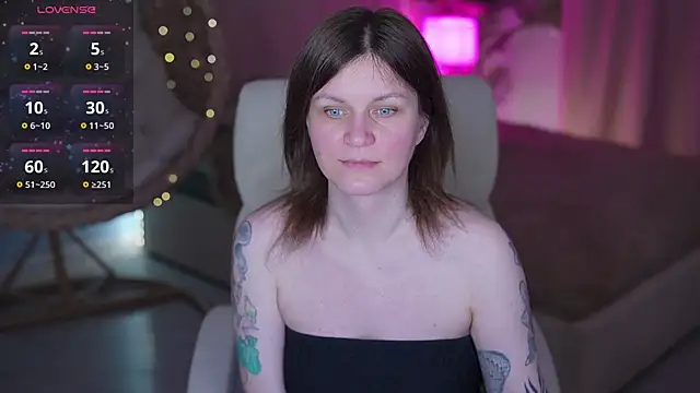 TinaMelt live XXX chat