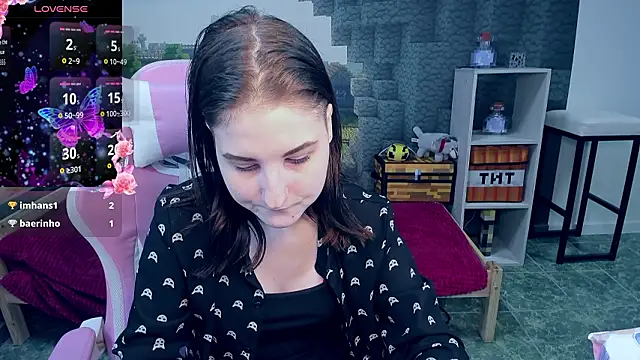 KiraDuvall's Live XXX Chat