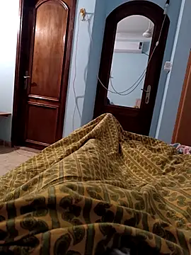 kenzzzz Chat XXX in diretta