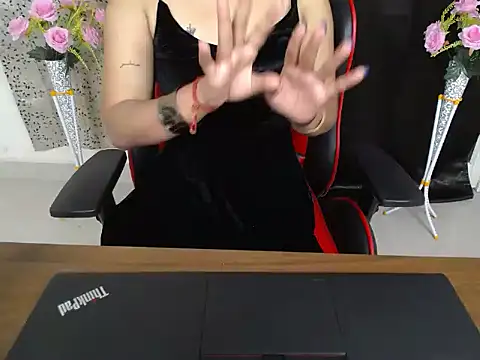 Онлайн чат XXX Baby_Zahira