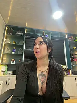 Chatroom XXX en direct de EmmyEvans1