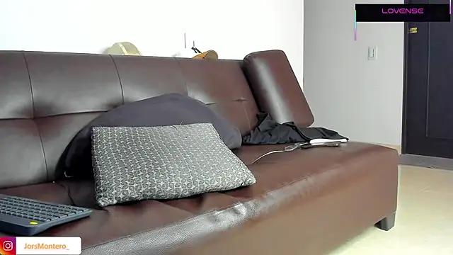 Chat +18 de JorsMontero ao vivo