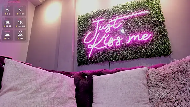 Czat XXX na żywo – danielebeck