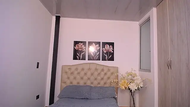 Czat XXX na żywo – pinky_f00x