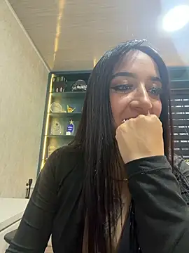 EmmyEvans1 라이브 XXX 채팅