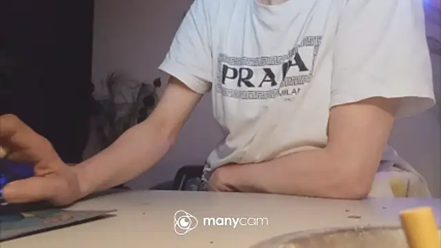 der_dino30's Live XXX Chat