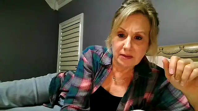 Lisaisluscious' Webcam Show