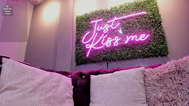 danielebeck's Live XXX Chat