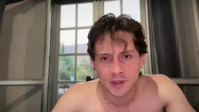 mcklister_kinky_feets: вебкам-шоу