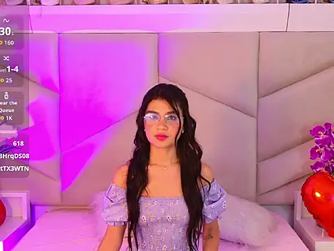 Chat XXX en directo de OliviaDiaz