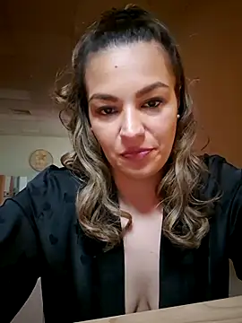 Chat +18 de AvaCherry ao vivo