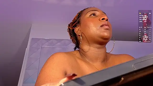 دردشة IssaNoirr الجنسية المباشرة