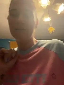 lolabunny9 网络视讯表演