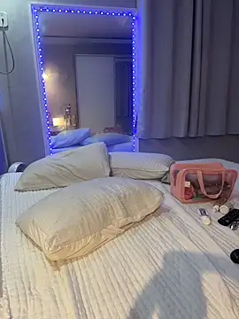 XXX chat uživo modela Rafaellaz