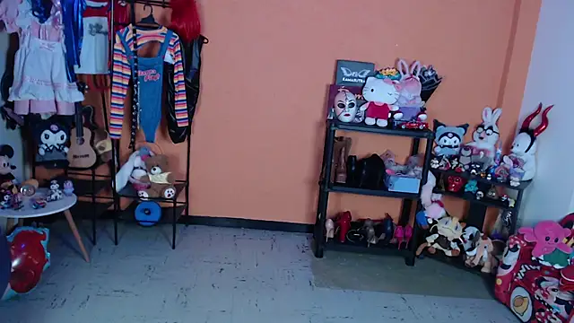 MissMiia2 Chat XXX live