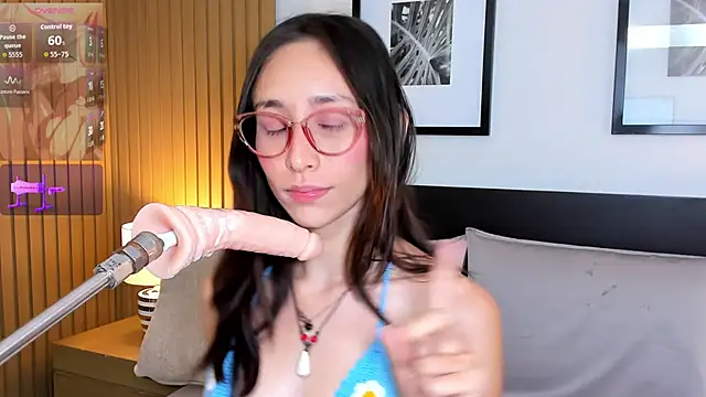 Chat +18 de doll_bella_ ao vivo