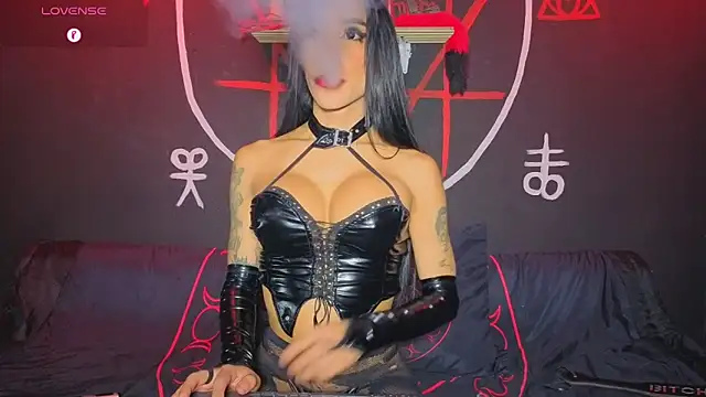 Victoriavampire666のウェブカメラショー