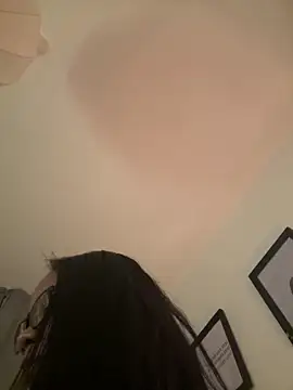 XXX chat uživo modela Chaniita