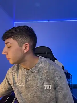 Živý XXX chat oliver_kyy