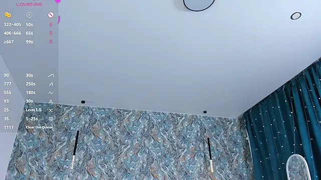 OdellaFrake Chat XXX in diretta