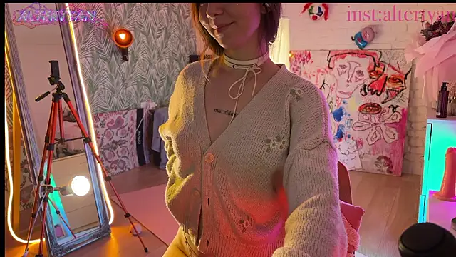 XXX chat uživo modela altertyan