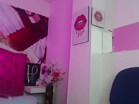 Ailanys_Miller Chat XXX in diretta