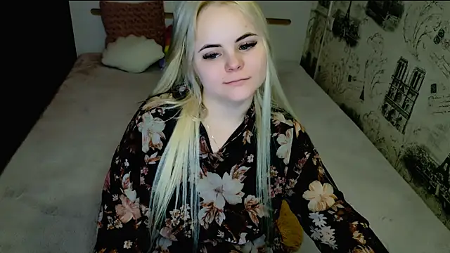 lovely-eyesのライブXXXチャット