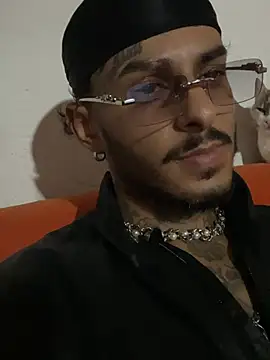 liyamjunior 即時 XXX 聊天