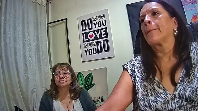 Webkamerová show nicoltatiana_