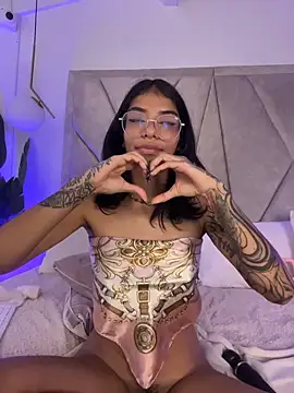 TweetiePieXXX – Live XXX-chat