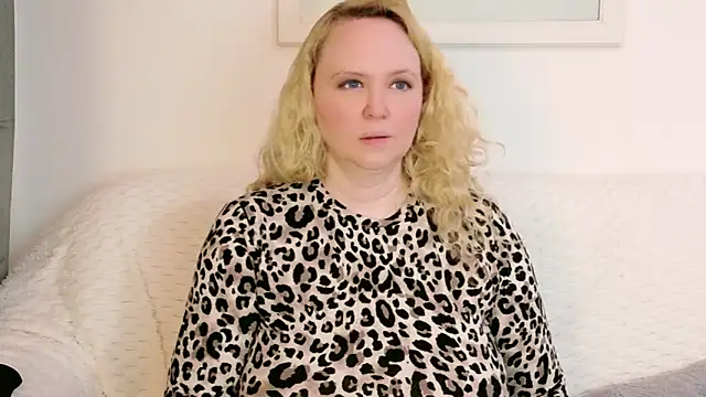 Sarah4you: απευθείας συνομιλία ΧΧΧ