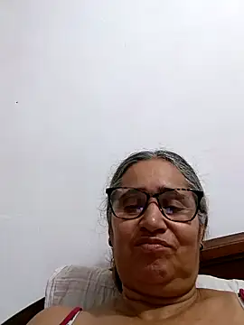 Pokazy przed kamerką – _candi