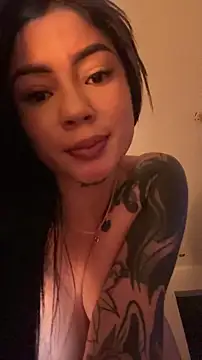 Chat XXX ao vivo de Roxanne_08