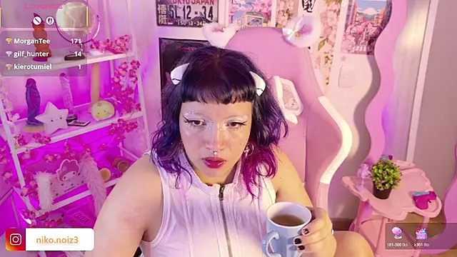 Noisy_doll Chat XXX live