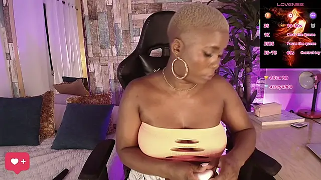 Chat XXX en directo de DashaSousaa