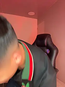 Chat XXX Live AdrianRinaldi