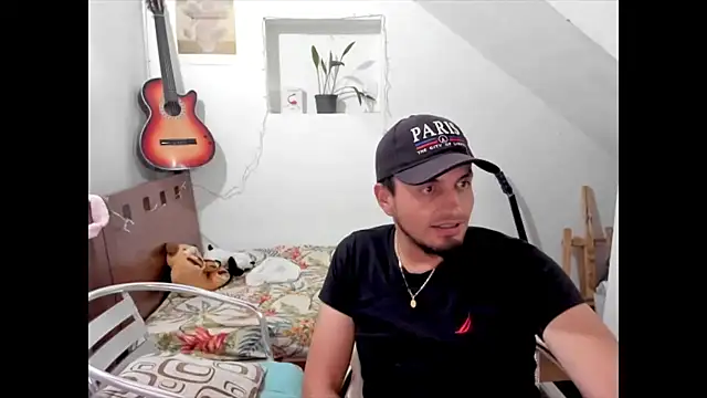 chris_megandoll Adlı Modelin Canlı XXX Sohbeti