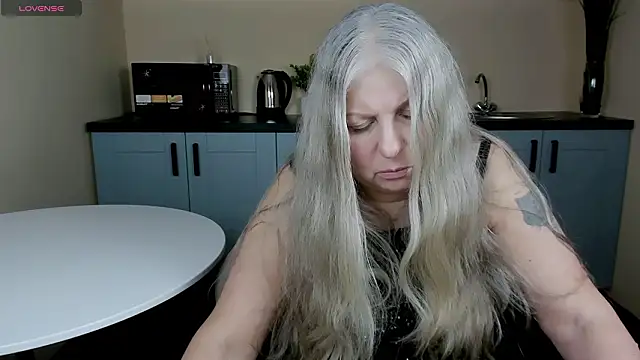 แชท XXX สดของ mariabelladonna