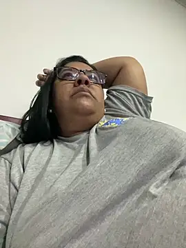 Carameloswing1's Live XXX Chat